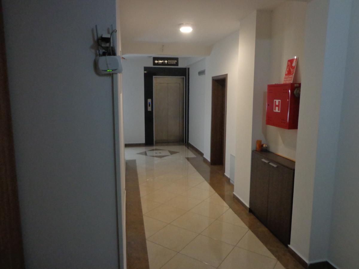 Hotel Rio Pristina Esterno foto