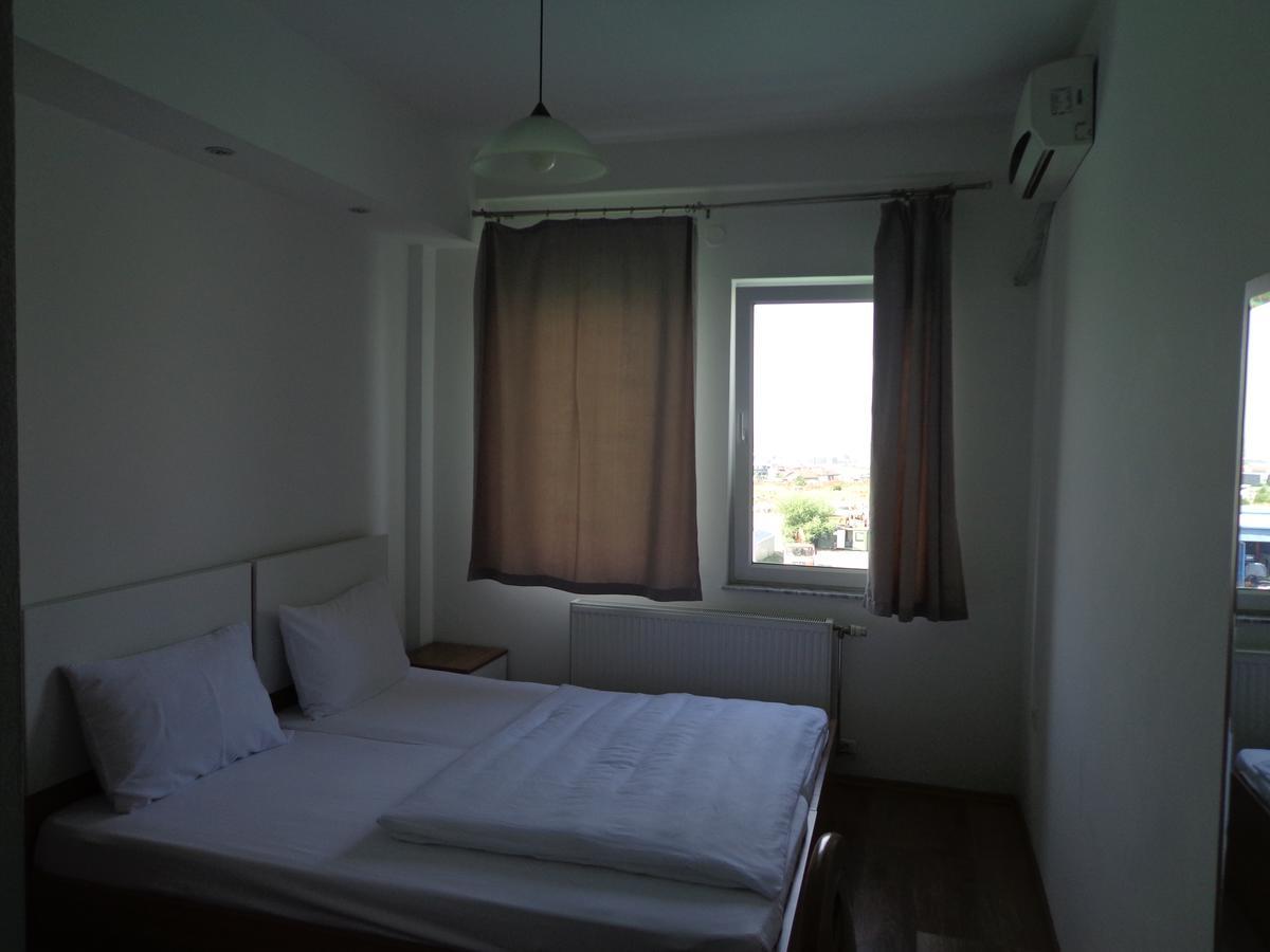 Hotel Rio Pristina Esterno foto